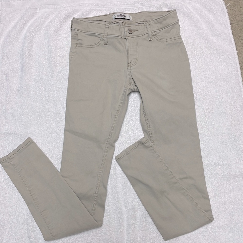 Hollister Khaki Skinny Jeans